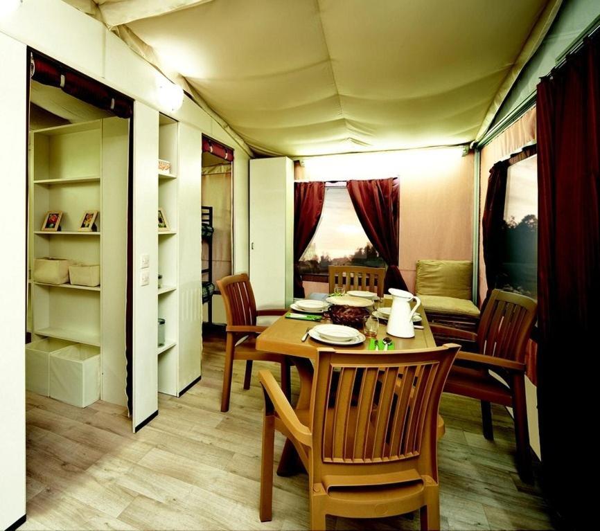 Blu International Camping 볼세나 객실 사진